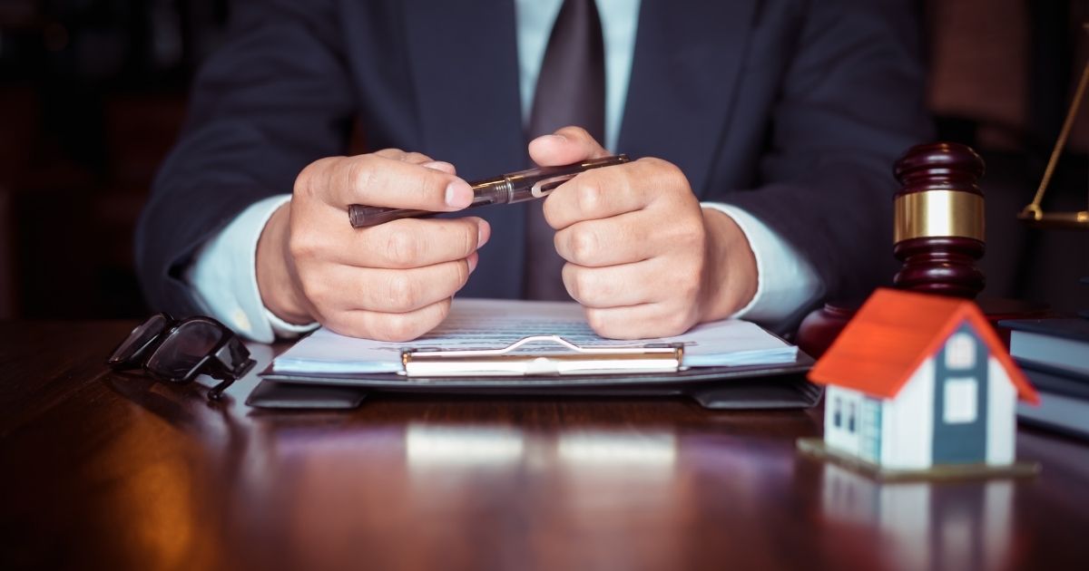 How Should HOAs Handle Residents Violating Rules and Regulations?